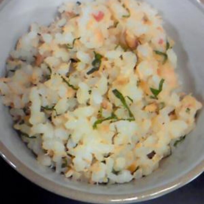 簡単!!絶品!!シーチキンと梅しそのまぜご飯